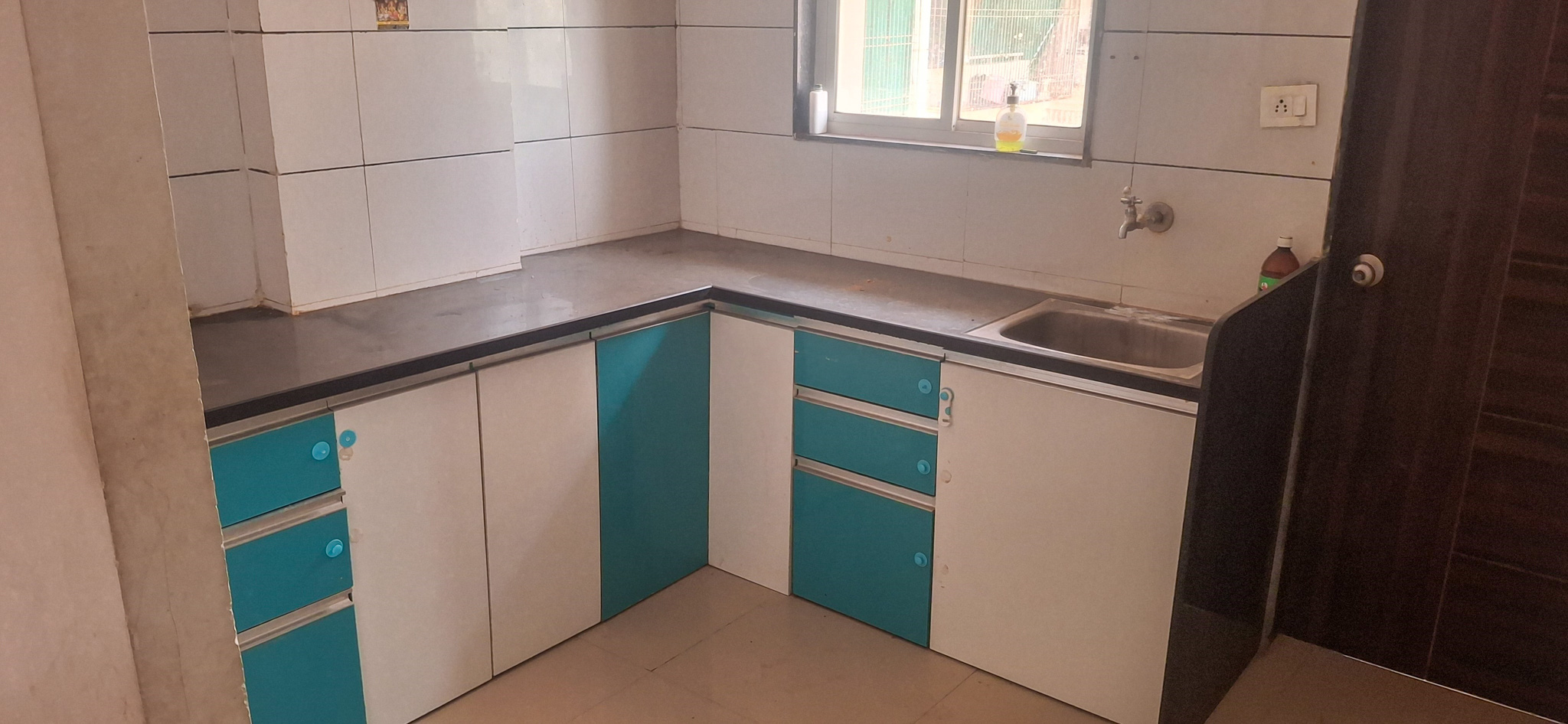 58.52 square meter Flat for sale in Vadodara — photo 1