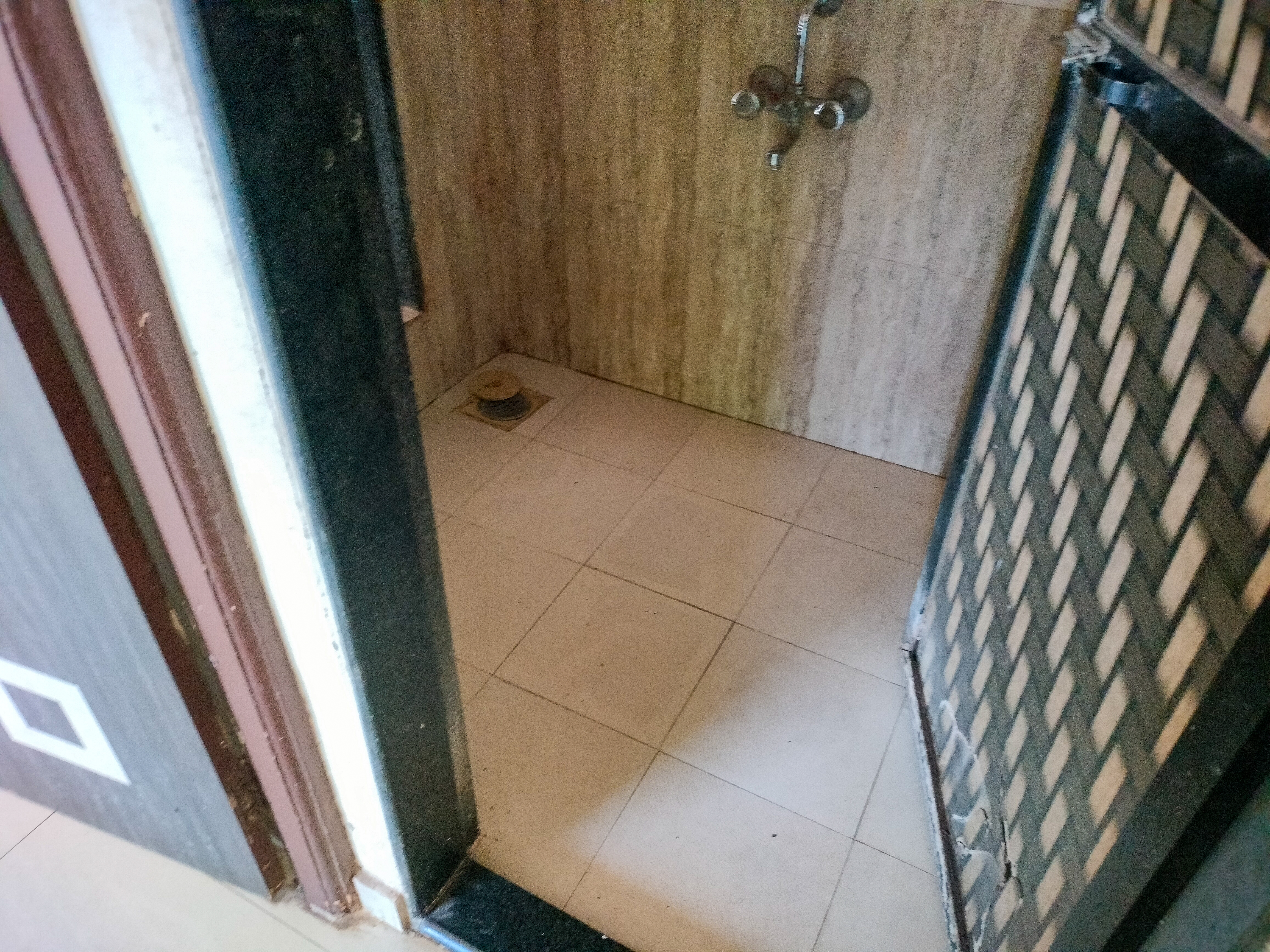 352 square feet Flat for sale in Venus Heights, Taloja Pachnand Navi Mumbai — photo 9