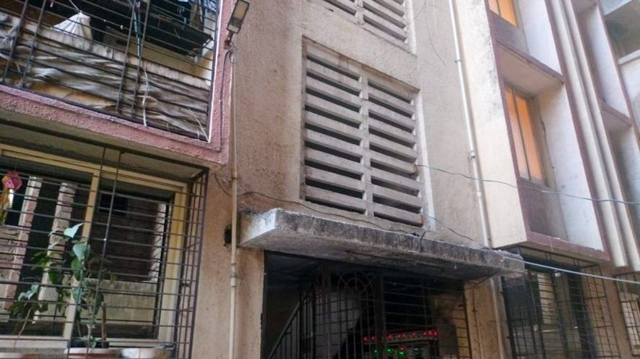 Flat for sale in Kalyan — photo 1