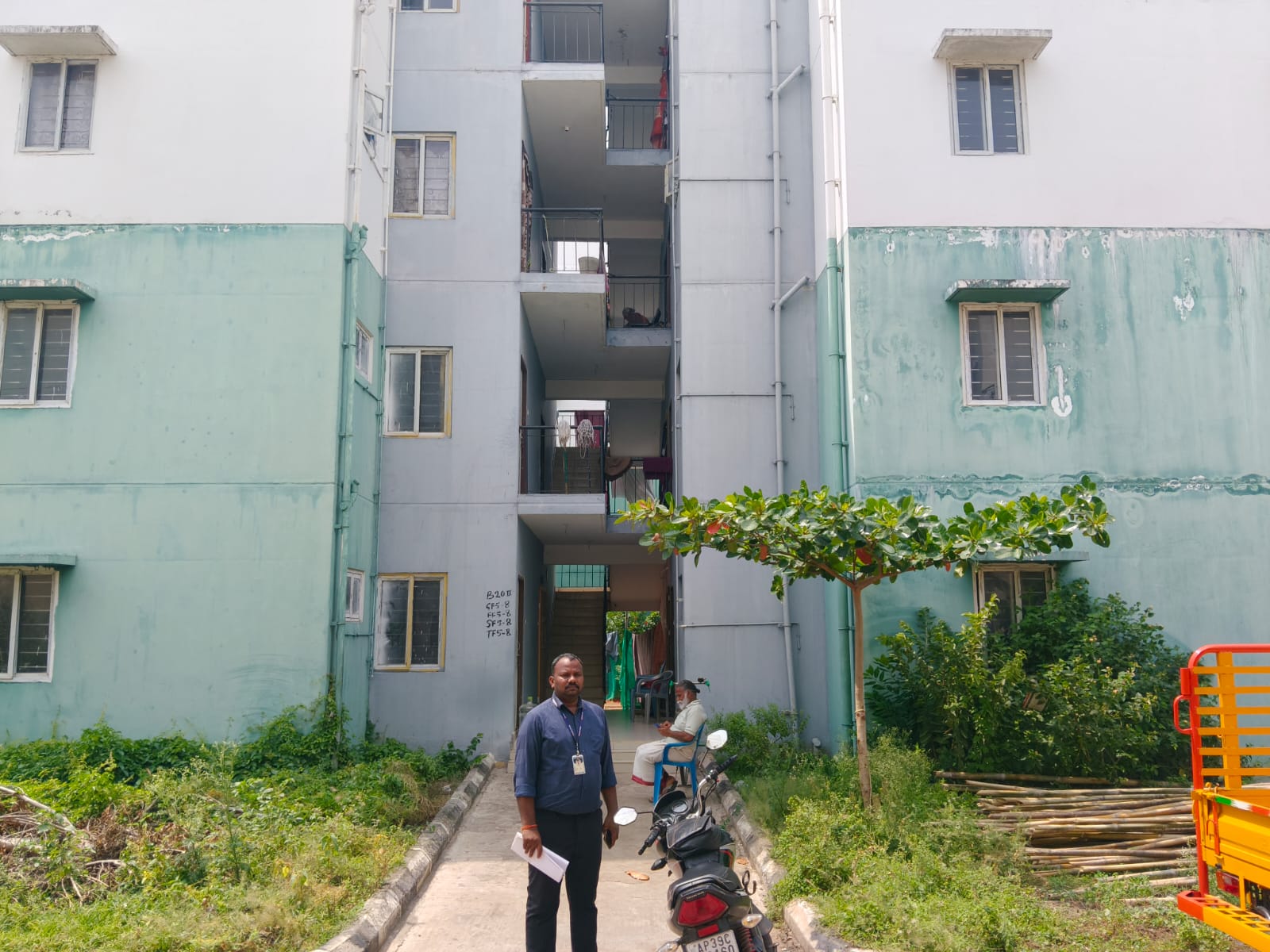 365 square feet Flat for sale in Ponnur — photo 3