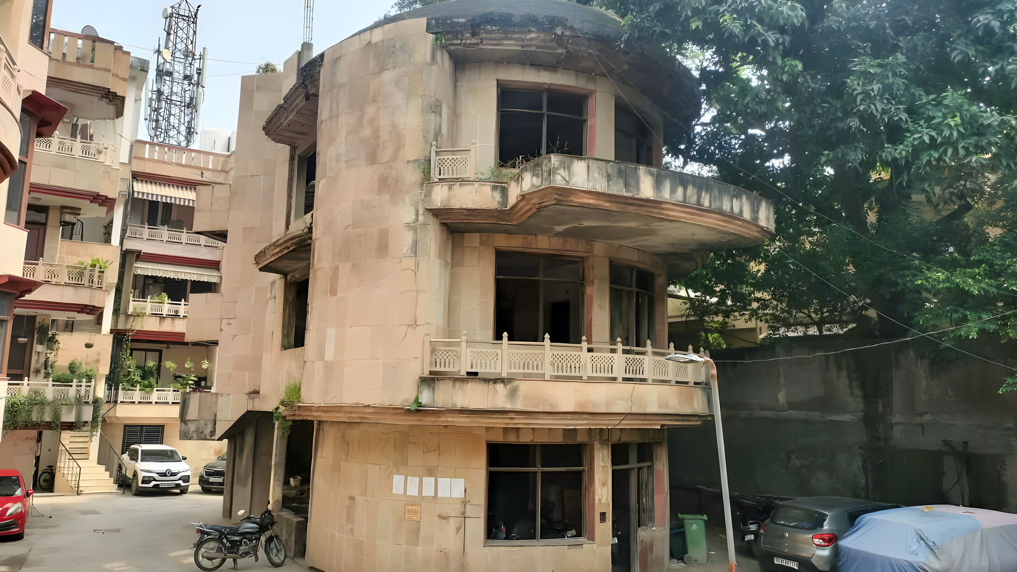 400 square yard Bungalow for sale in New Delhi — photo 27