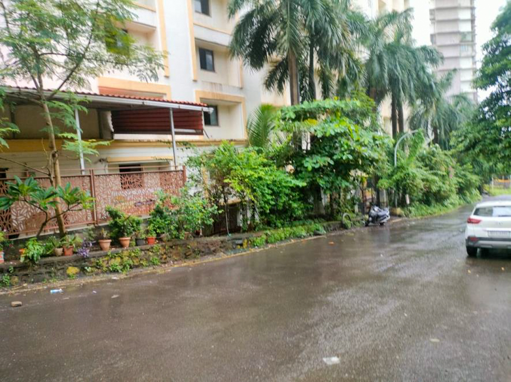 Flat for sale in Goregaon East Mumbai — photo 3