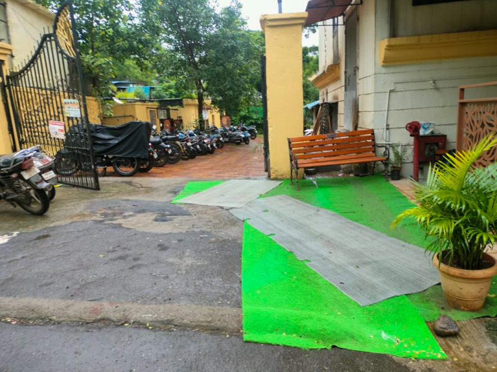 Flat for sale in Goregaon East Mumbai — photo 4