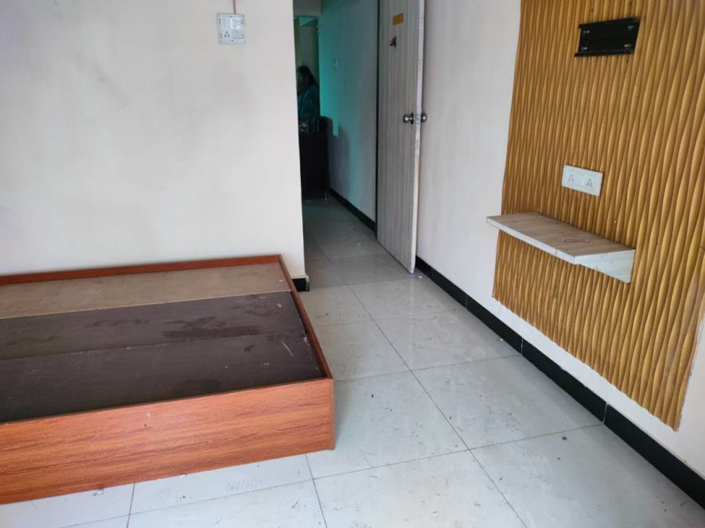 Flat for sale in Goregaon East Mumbai — photo 7