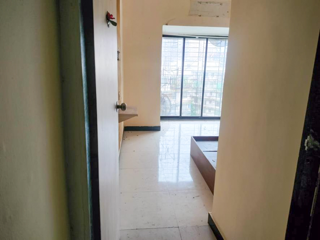 Flat for sale in Goregaon East Mumbai — photo 13