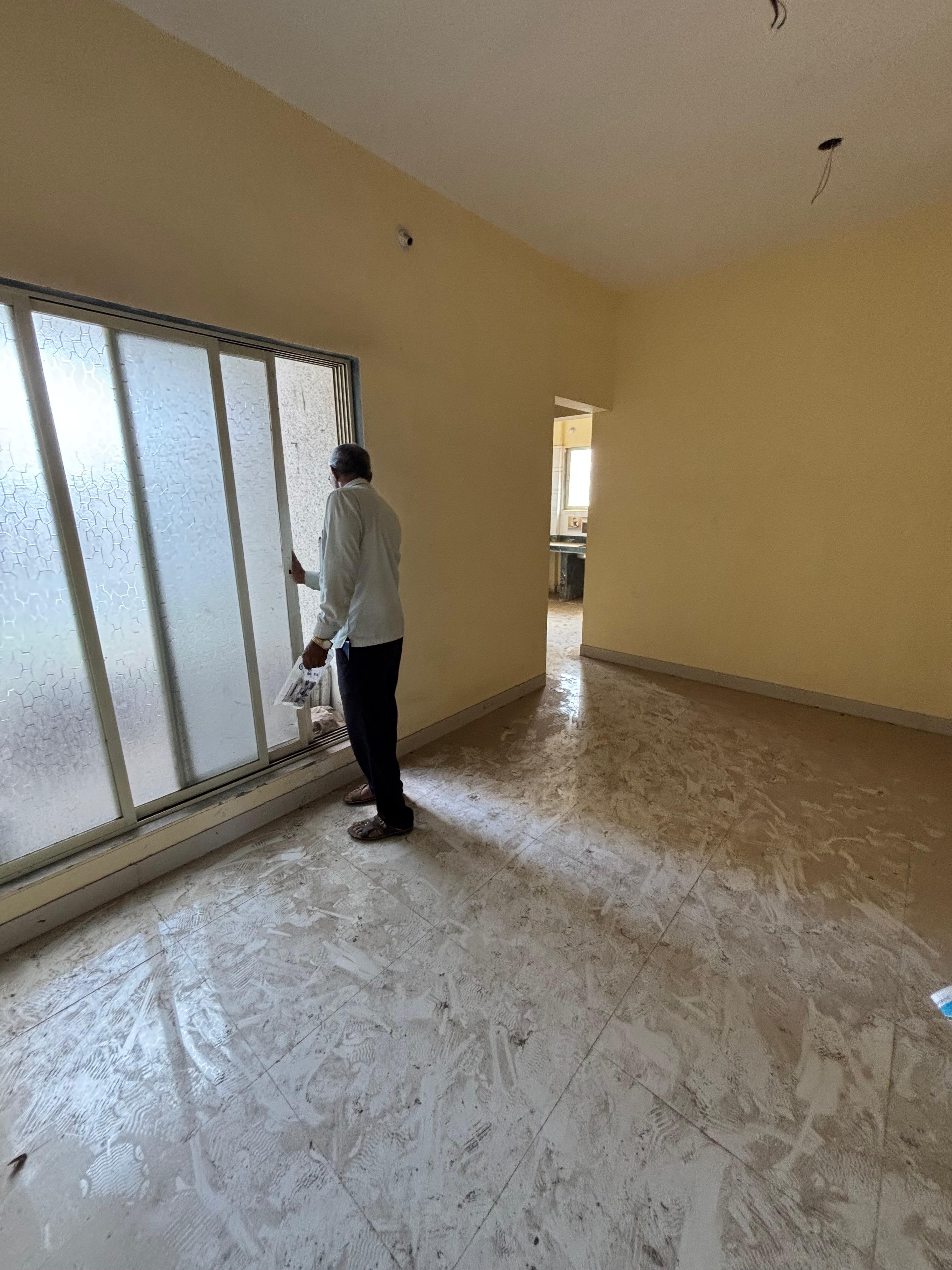 445.4 square feet Flat for sale in Dadar — photo 1