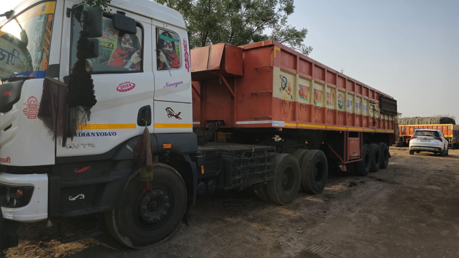 2024 Ashok Leyland AVTR 5525 Tractor Trailer 111700 km 2 years for sale in BALAJI SECURITY SERVICES Bhilwara — photo 3
