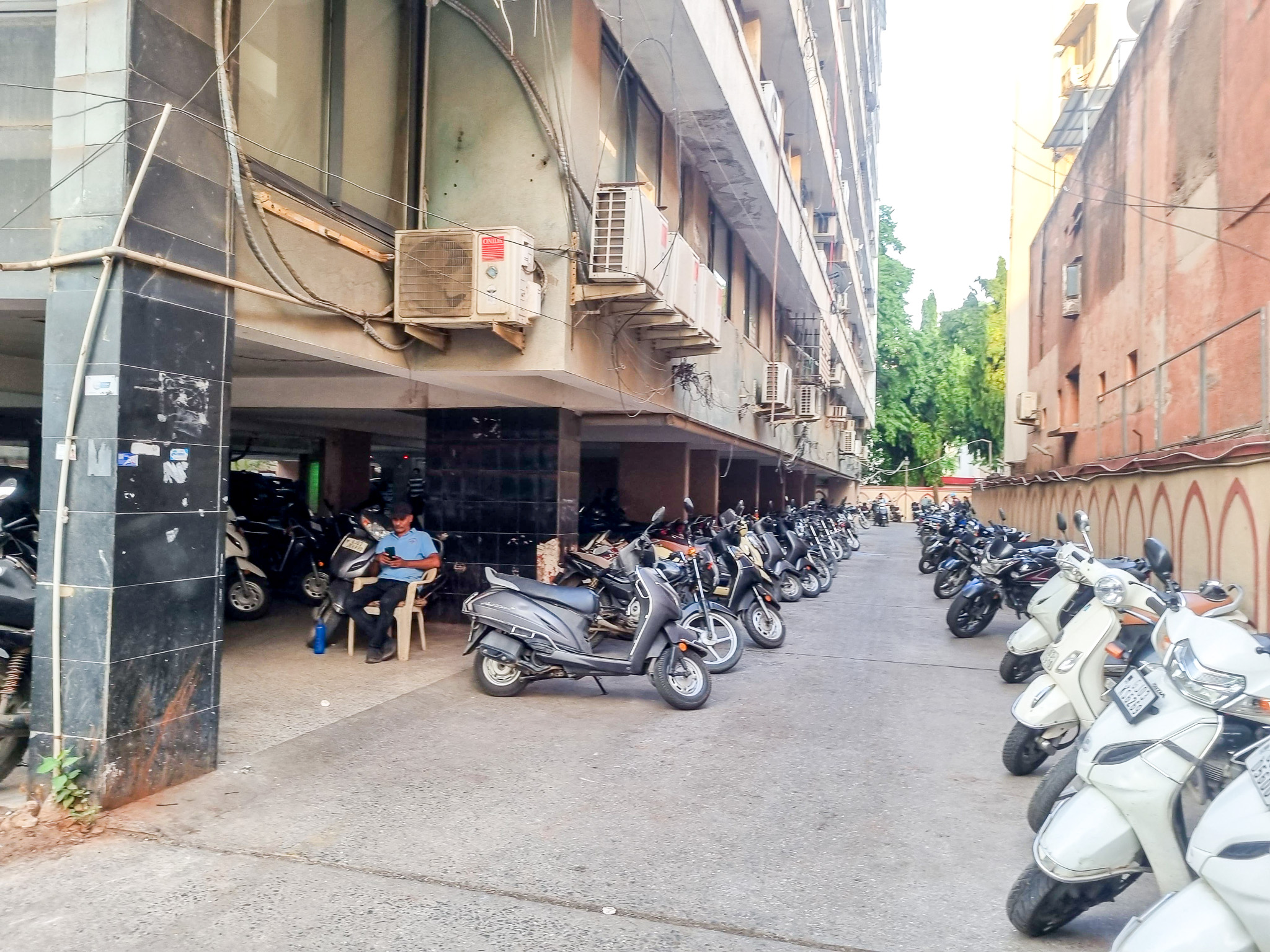 Office for sale in Rajkot Rajkot — photo 2