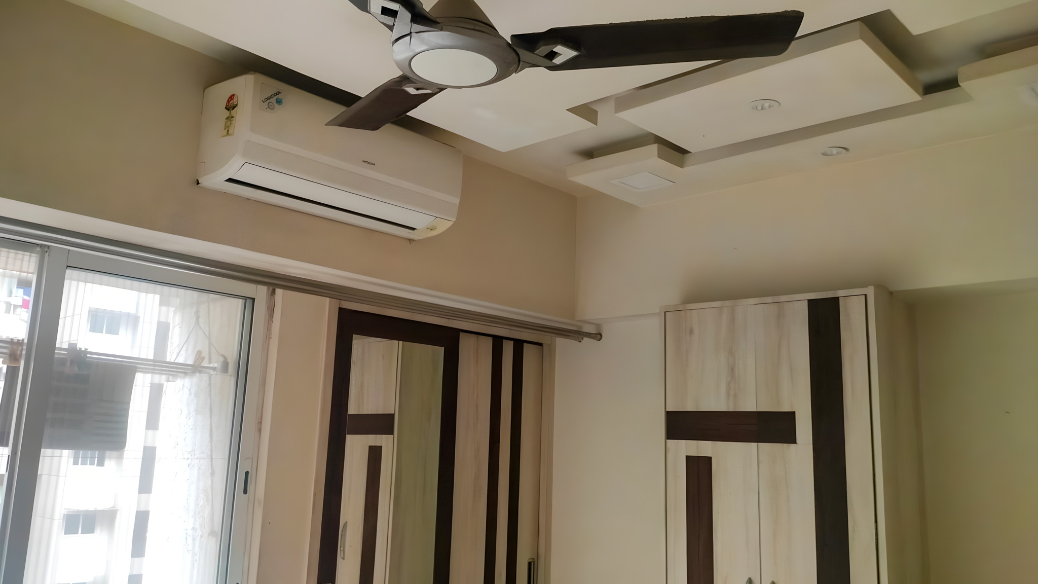 394 square feet Flat for sale in LODHA AMARA, Kolshet Road village Balkum Thane Thane — photo 2