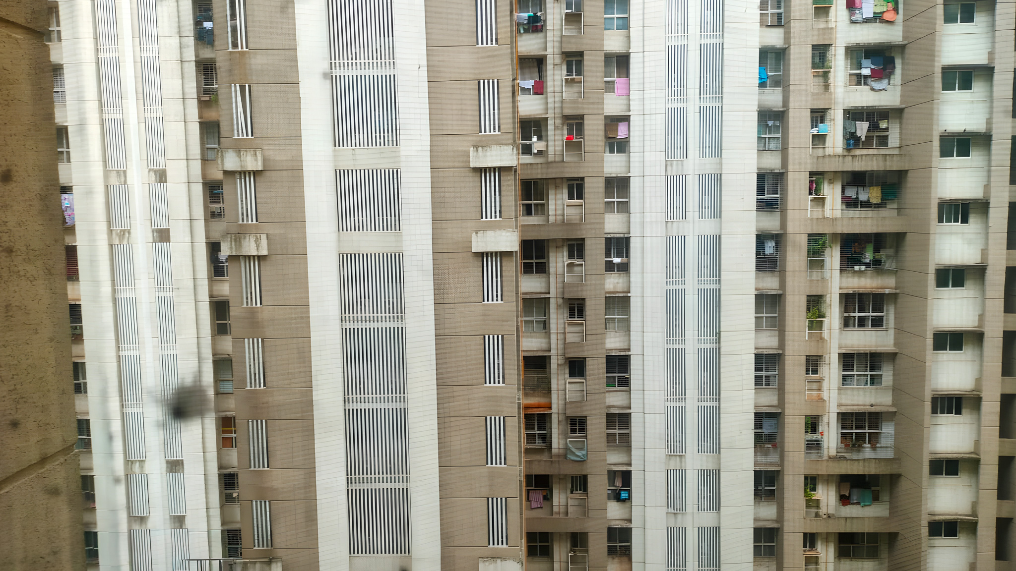 394 square feet Flat for sale in LODHA AMARA, Kolshet Road village Balkum Thane Thane — photo 7
