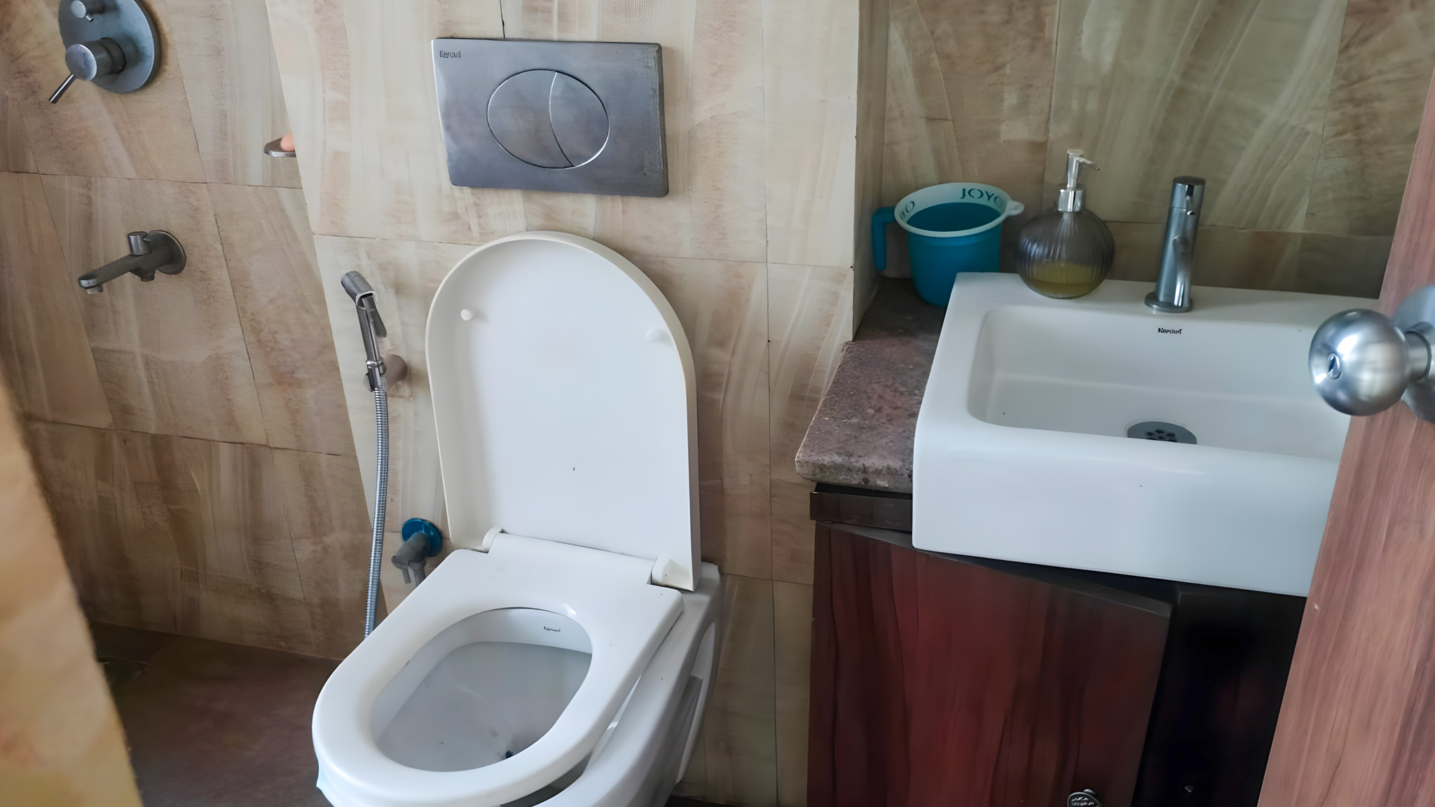 394 square feet Flat for sale in LODHA AMARA, Kolshet Road village Balkum Thane Thane — photo 4
