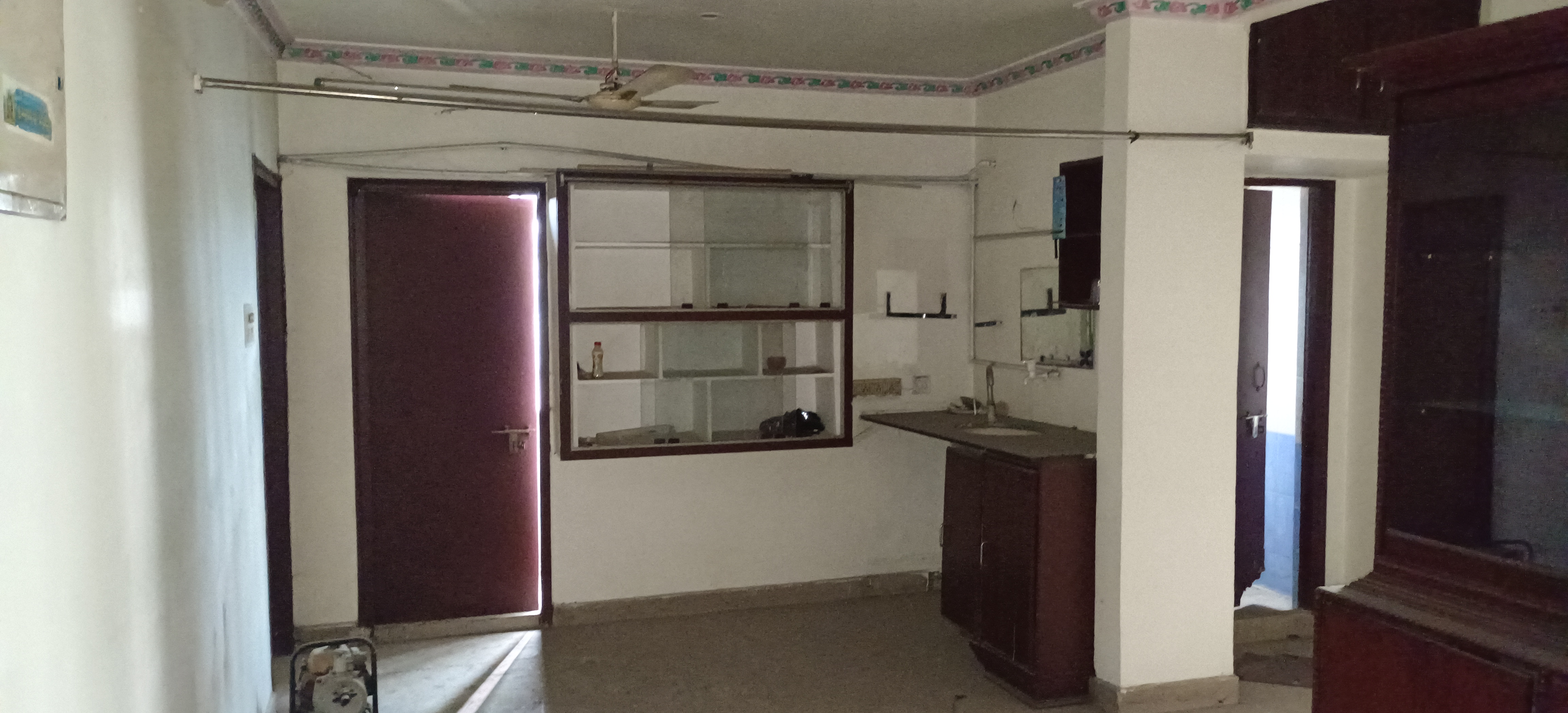 697 square feet Flat for sale in RAJU COMPLEX, Dibbala Road, Opp RTC Bus Depo Ongole — photo 4