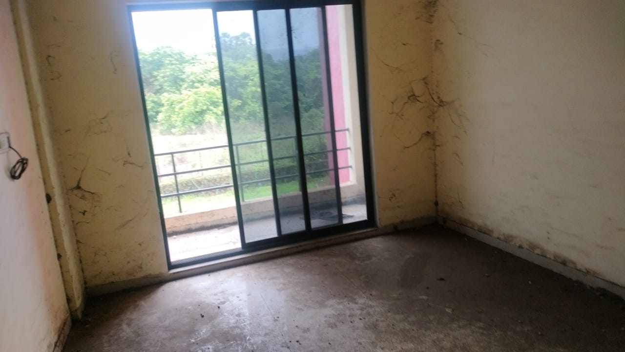 370 square feet Flat for sale in RAIGAD Khapoli — photo 1