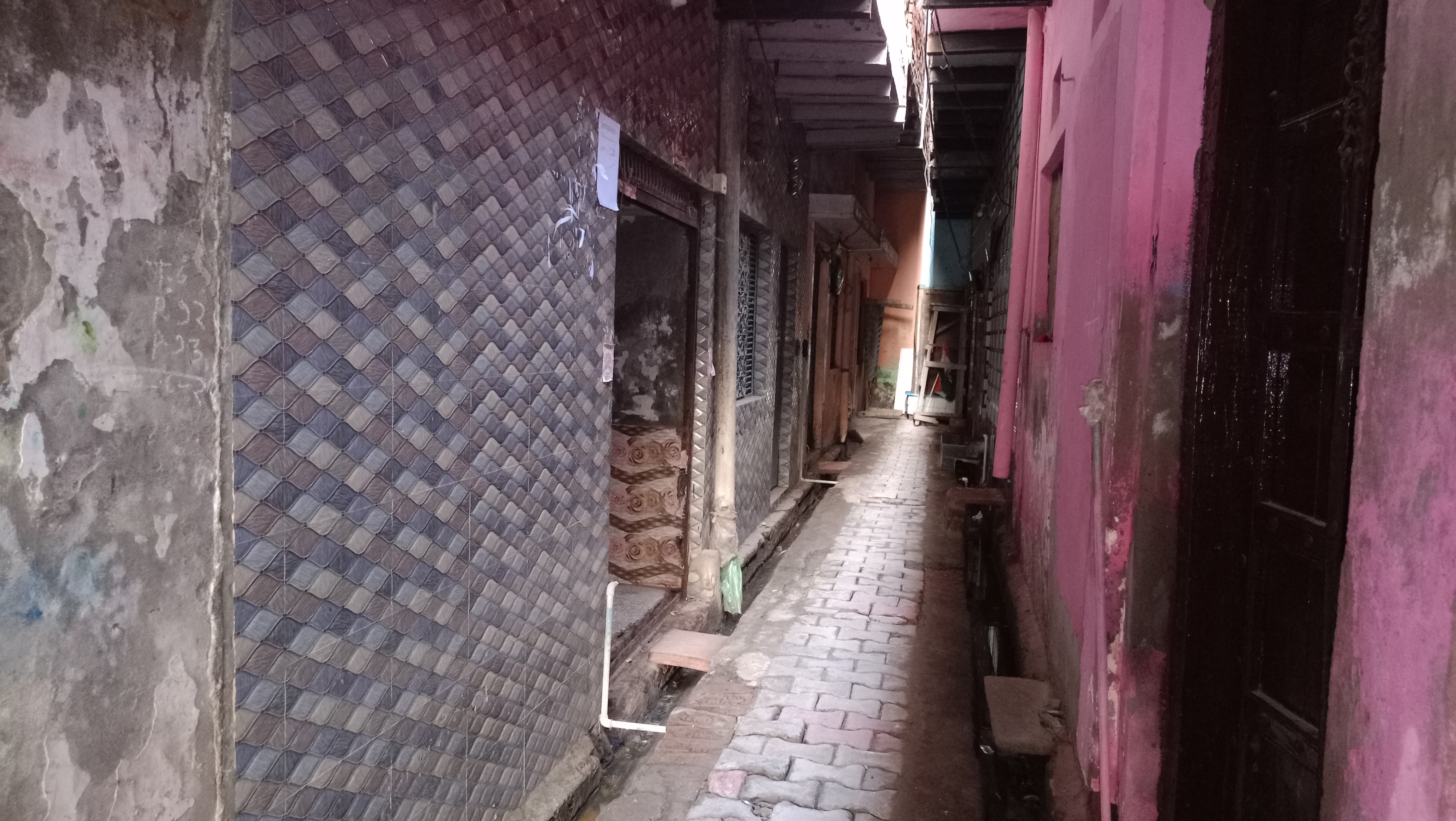 Individual House for sale in Near Kanya Junior High School Sadabad, District- Hathras, U.P.-281306 Sadabad — photo 2