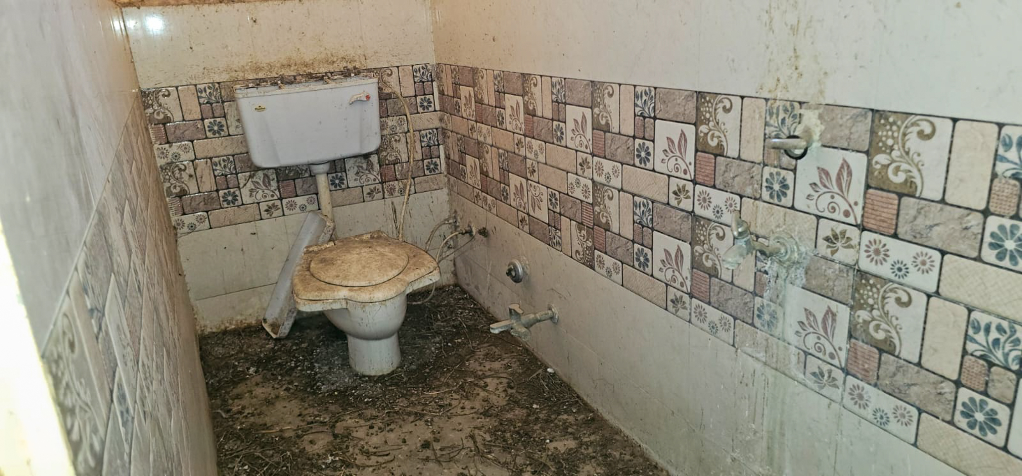 1000 square feet Individual House for sale in Kareli — photo 16