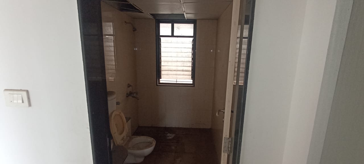 965 square feet Flat for sale in Pune — photo 4