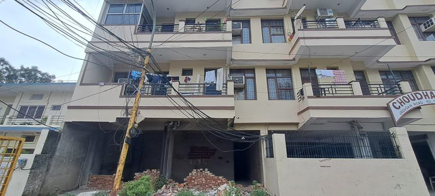 Flat for sale in Mehwar Kalan — photo 1