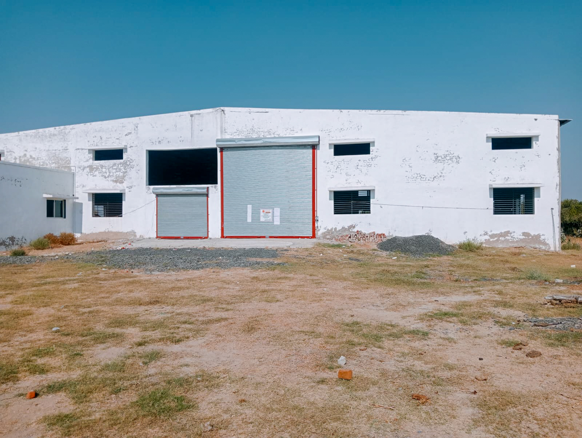1200 square meter Shed with Plant and Machinery for sale in Village : Sampavada, Taluka : Becharaji, District : Mehsana, Gujarat Becharaji — photo 1