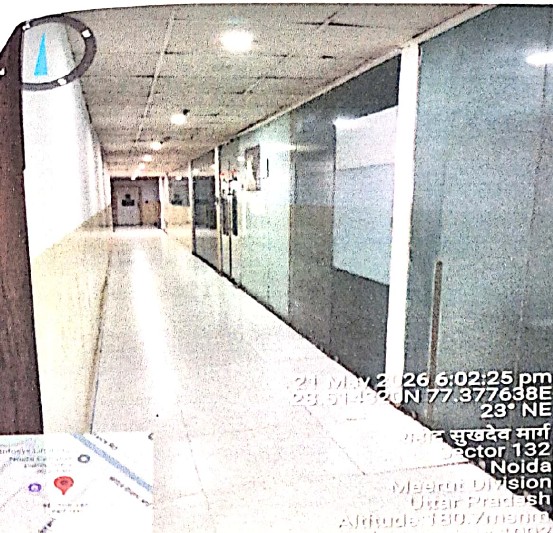 2004 square feet Office for sale in Noida — photo 1