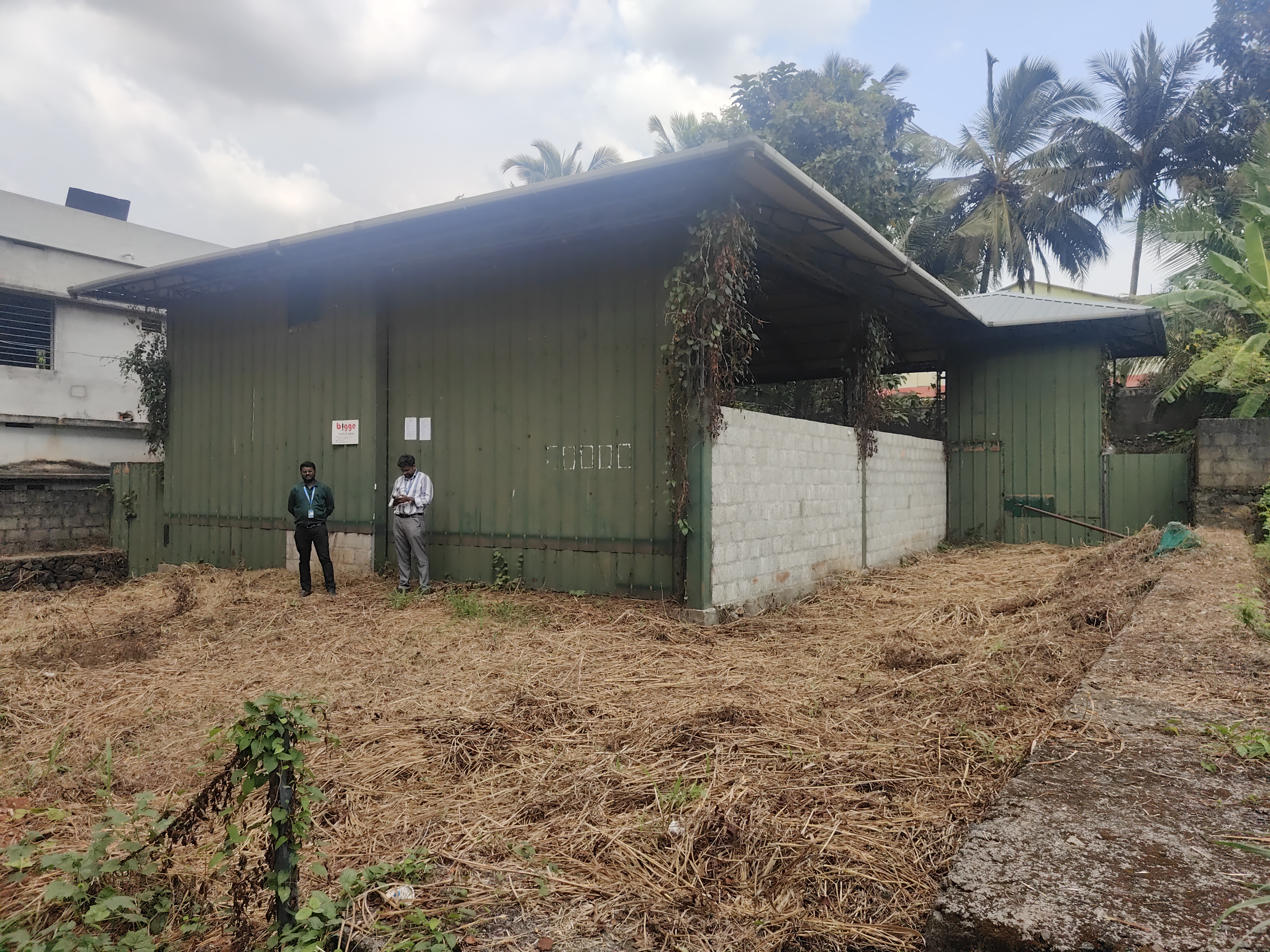 800 square feet Godowns for sale in kulappully ottapalam palakkad Shoranur — photo 1