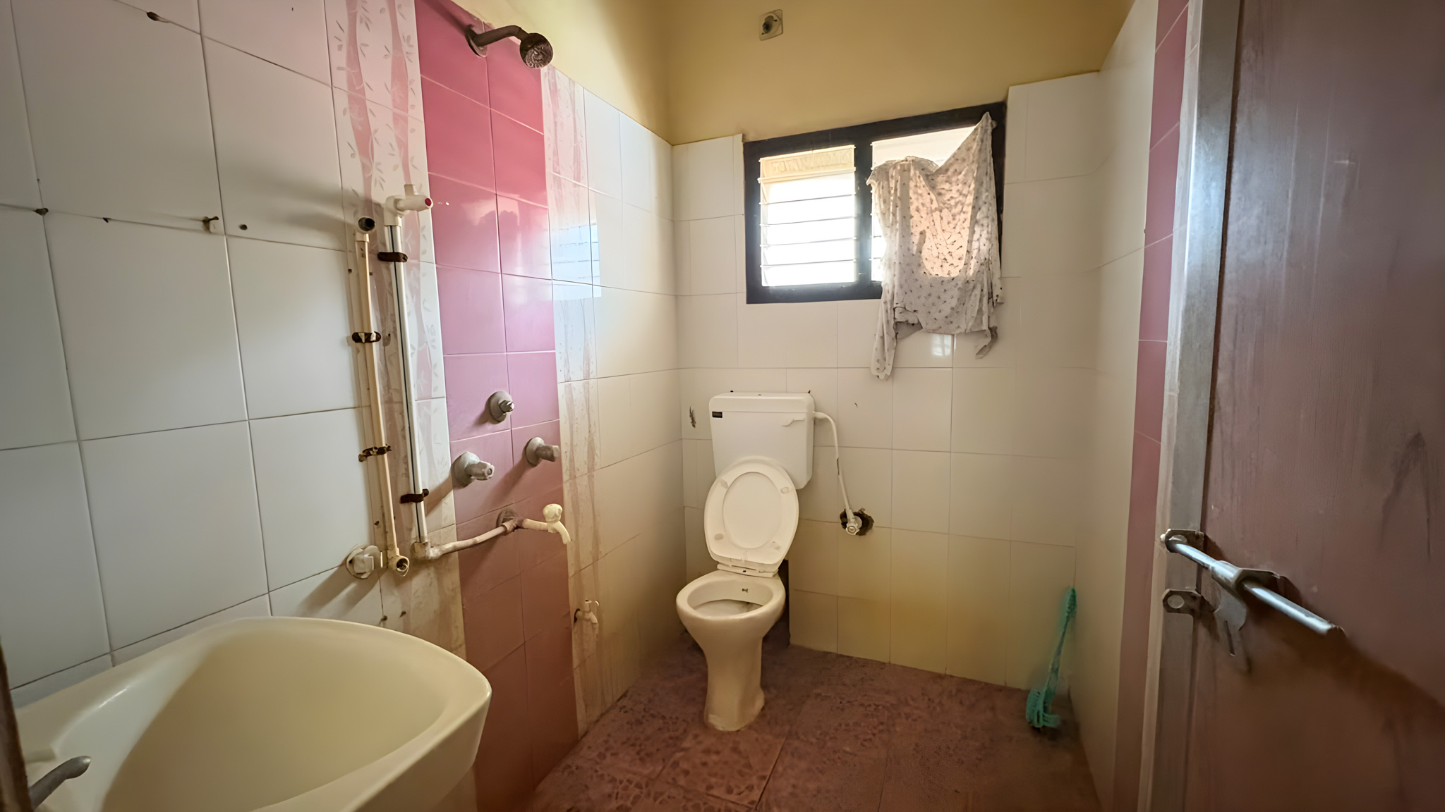 8 BHK Villa for sale in INDIVIDUAL HOUSE, BAJPE Mangaluru — photo 7