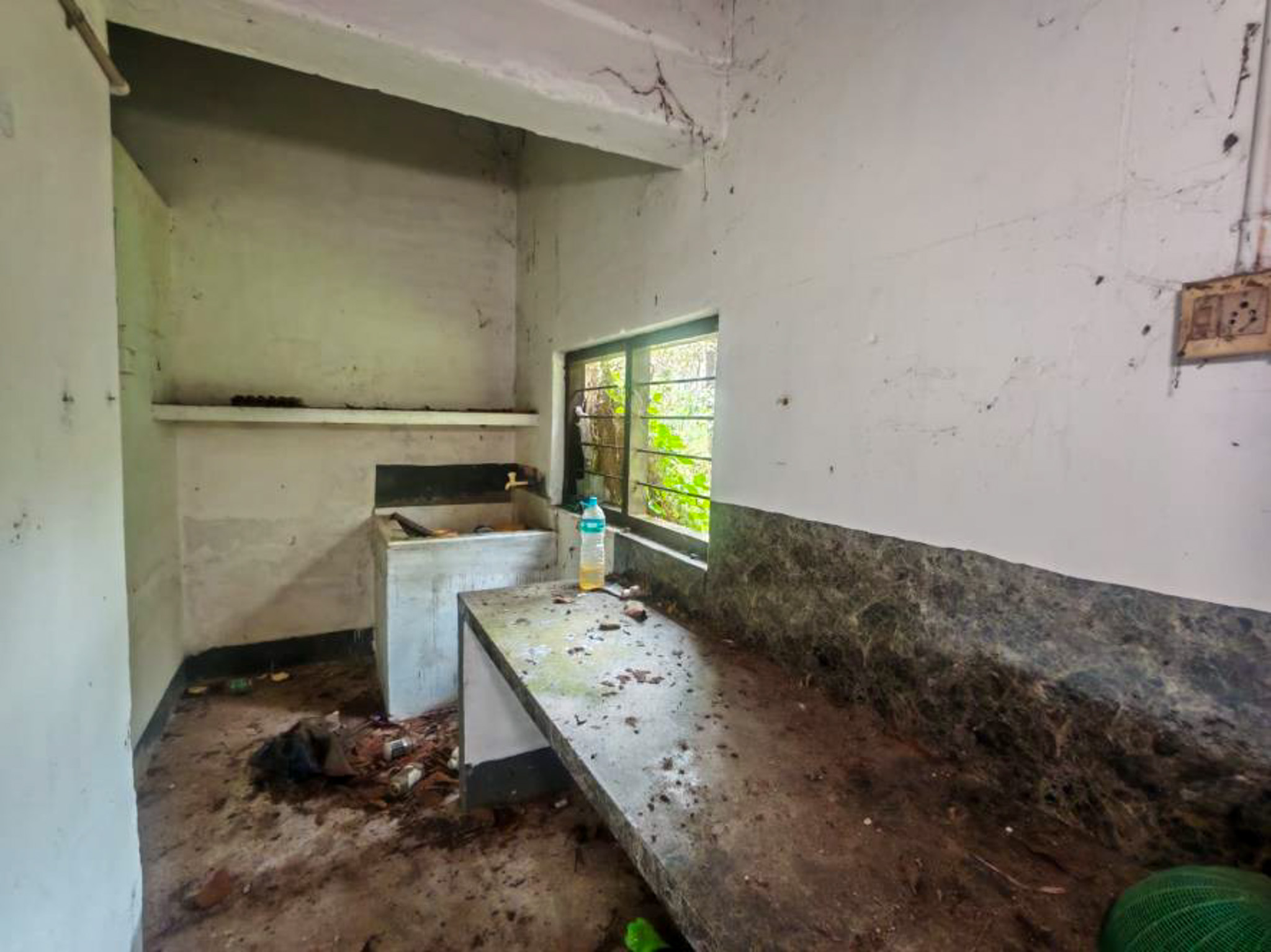 Individual House for sale in pappinivattam village, kodungalloor taluk, Thrissur district Edathirinji — photo 16