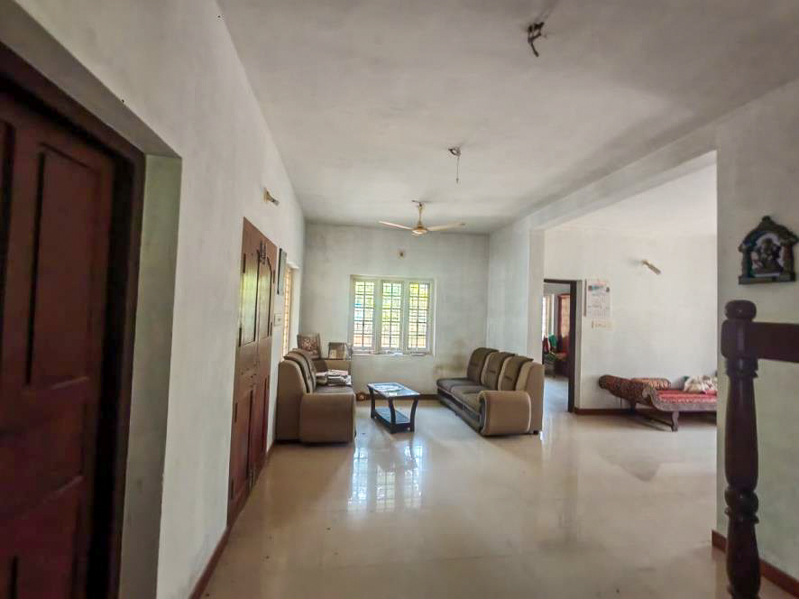 1127 square feet Individual House for sale in valappad village Chavakkad — photo 10