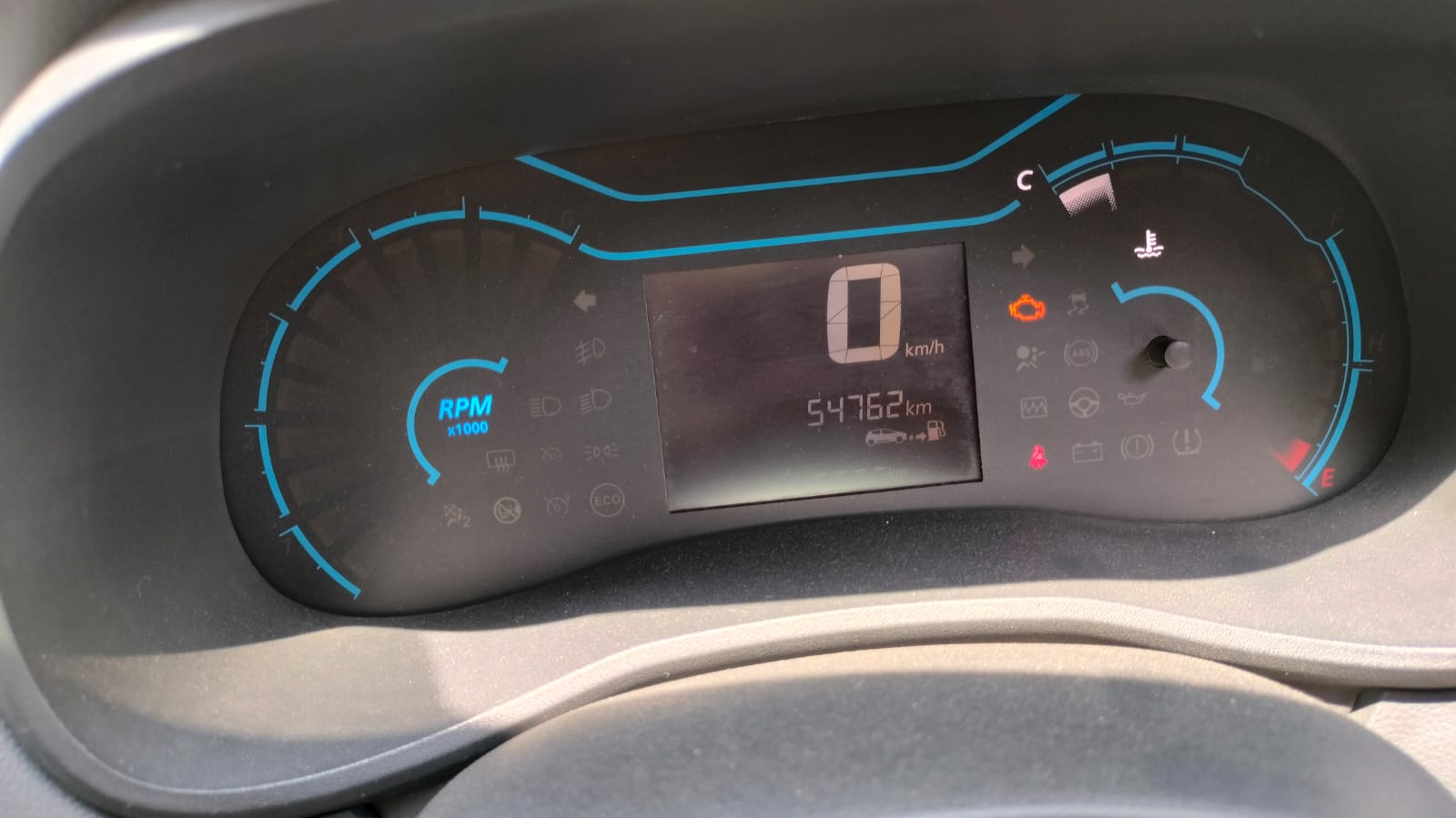 2019 Renault Kwid RXT 1.0 Hatchback 54762 km 6 years for sale in R K AUTO PARKING YARD Kurnool — photo 2