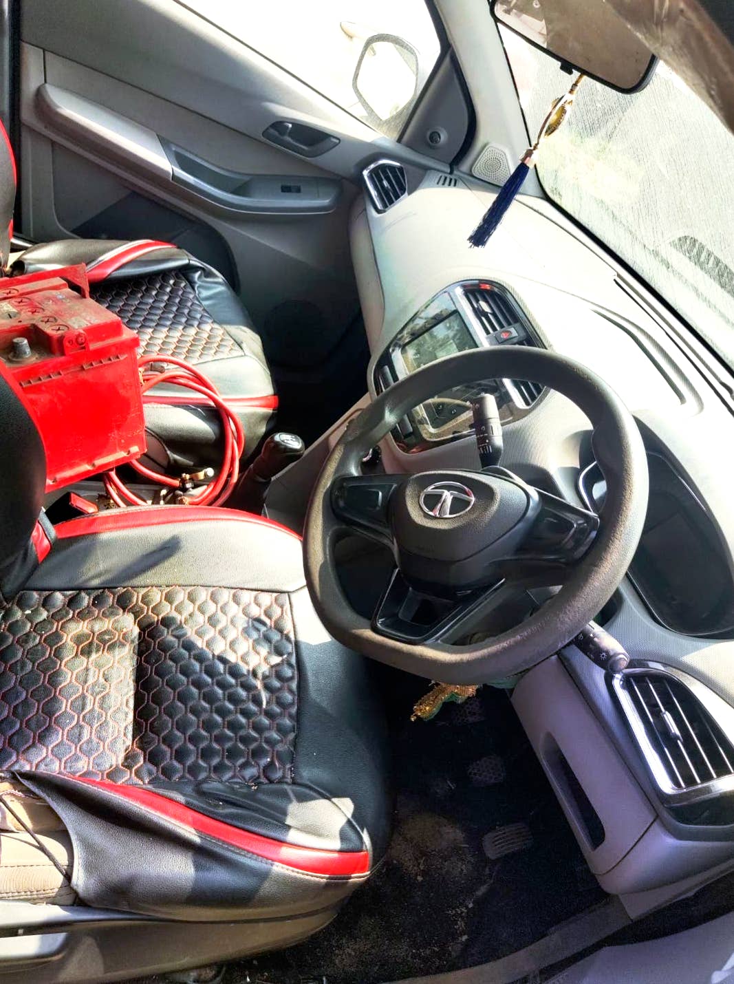 2023 Tata Tigor XM MT Sedan 150000 km 3 years for sale in SURYA YARD Korba — photo 3