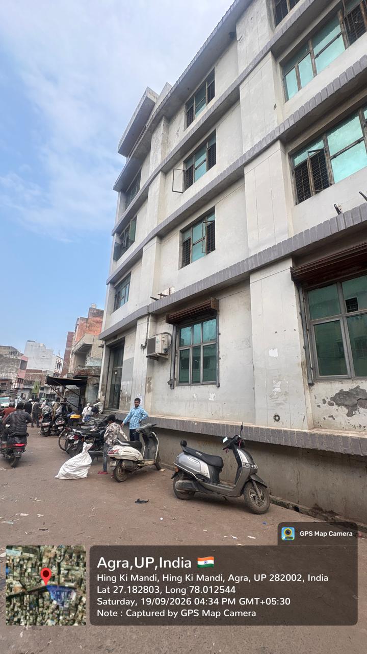 246.84 square meter Individual House for sale in AGRA MANTOLA Agra — photo 3