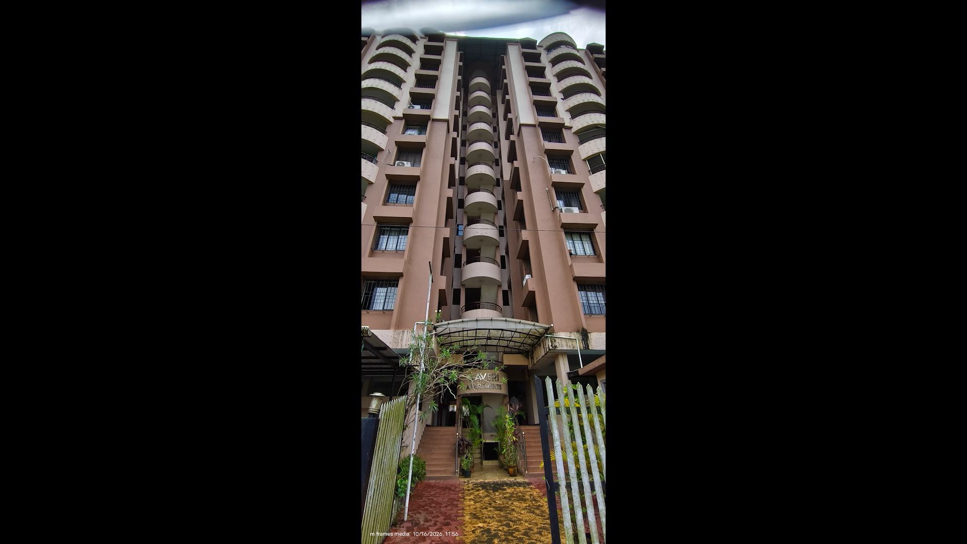 Flat for sale in thuthiyoor, kakkanad Kochi — photo 1