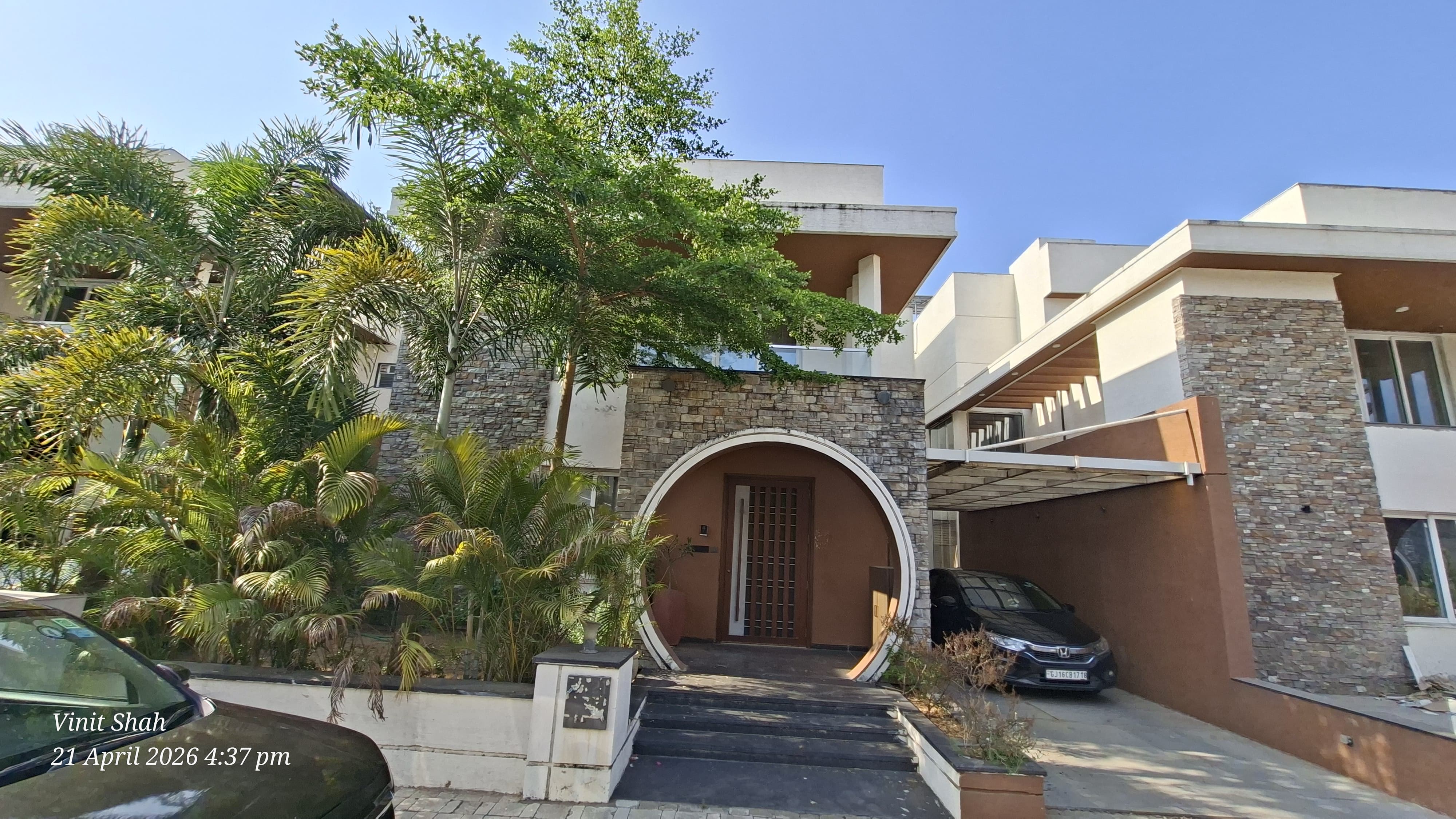 297.29 square meter Bungalow for sale in Vadodra Vadodara — photo 1