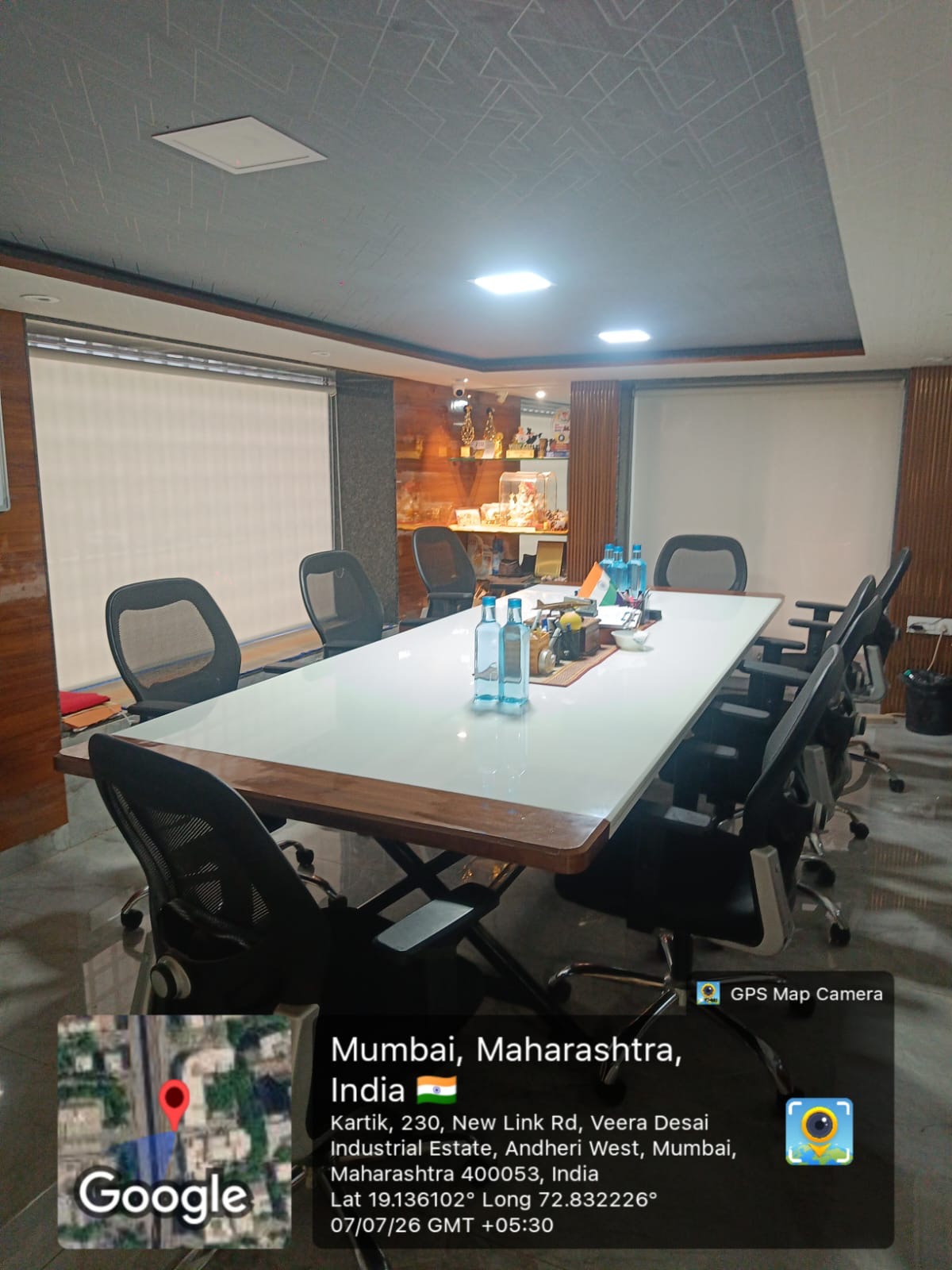 271 square feet Office for sale in Oshiwara Mumbai — photo 3
