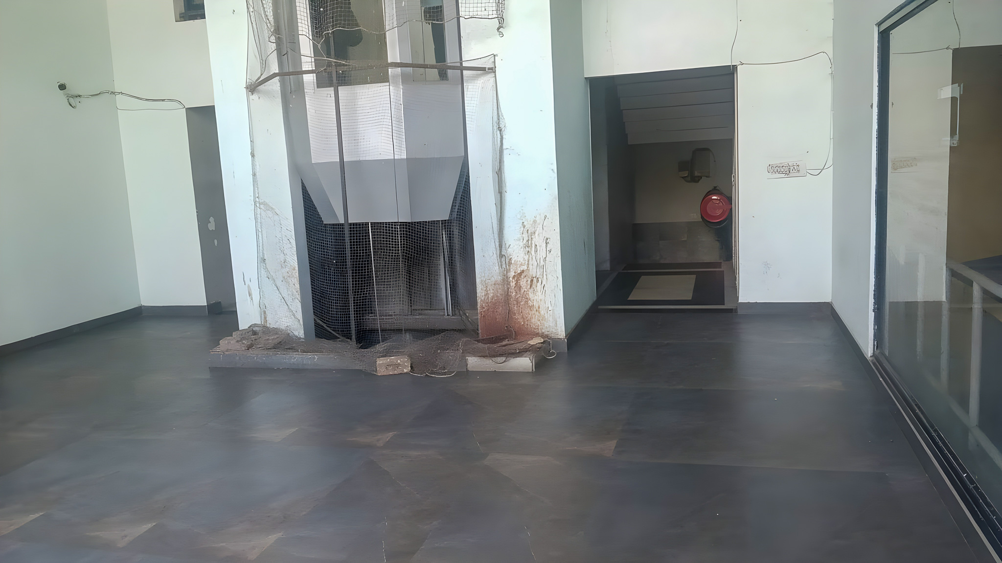 2117.57 square feet Office for sale in CORPORATE HOUSE ANUBHUTI COMMERCIAL CO-OPERATIVE HOUSING SOCIETY LIMITED NEAR TORRENT HOUSE Ahmedabad — photo 25
