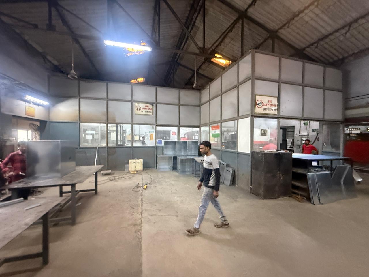 1050 square meter Industrial Plot with Factory Building for sale in SILVASSA Silvassa — photo 2