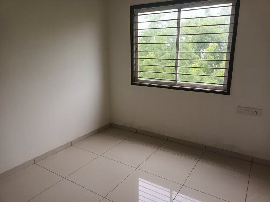 2 BHK Flat for sale in 5th Avenue, Manjalpur, Vadodara Vadodara — photo 5