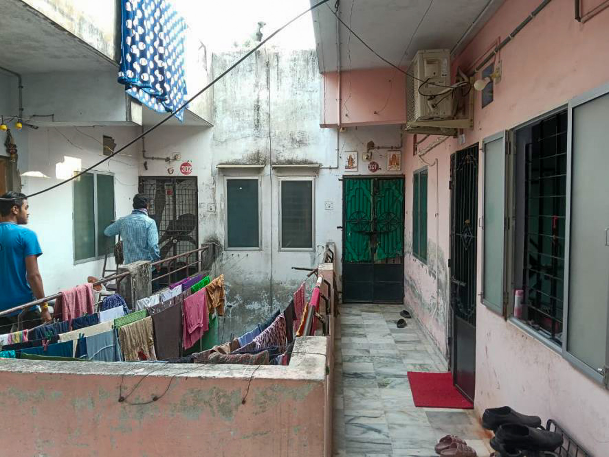 Flat for sale in Vadodara — photo 1
