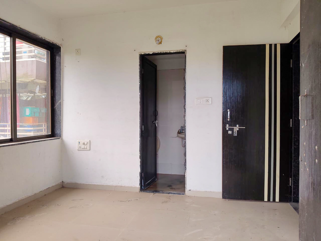 Flat for sale in Valsad — photo 1