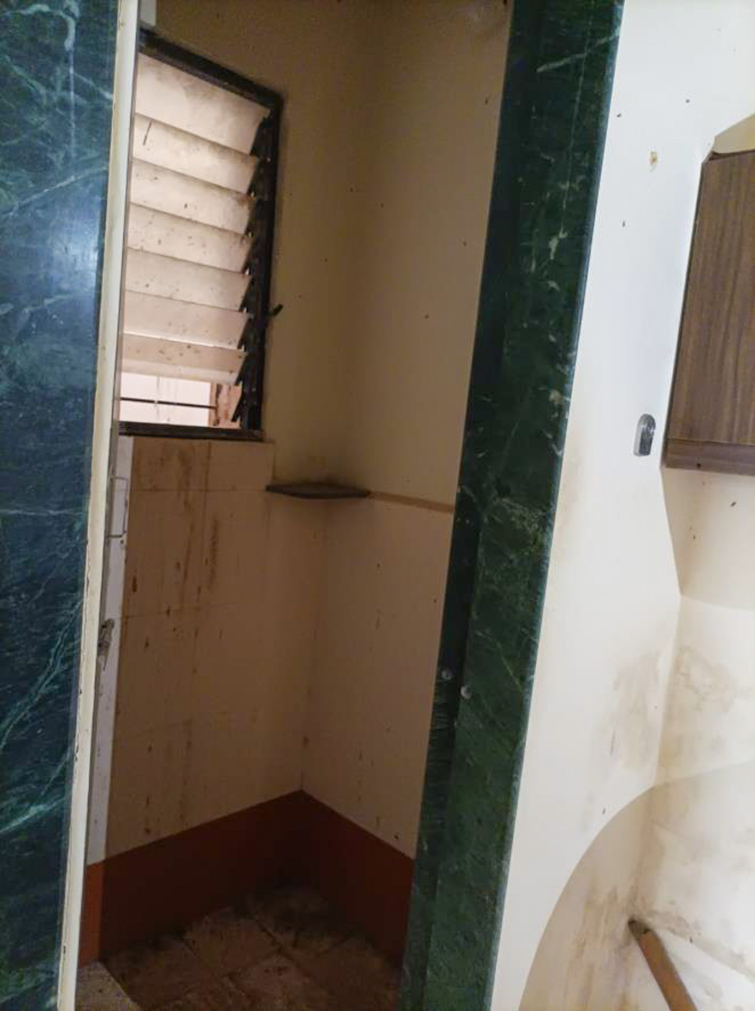 891 square feet Flat for sale in Hem Ashray Appartment, Belagavi — photo 2