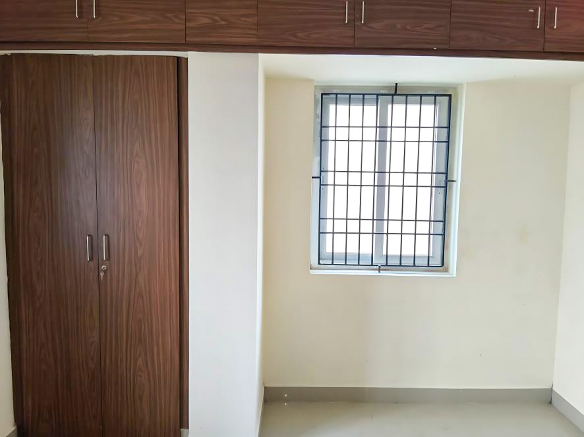 2 BHK Flat for sale in LAKE VIEW, LOCATED IN DEVELIPONG AREA Maraimalai Nagar — photo 6
