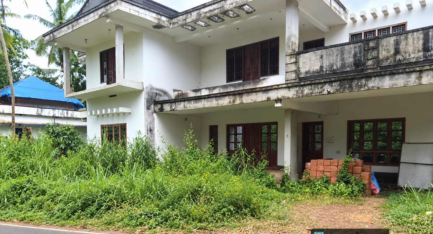 2567 square feet Individual House for sale in Makreri Kannur Peralasseri — photo 2
