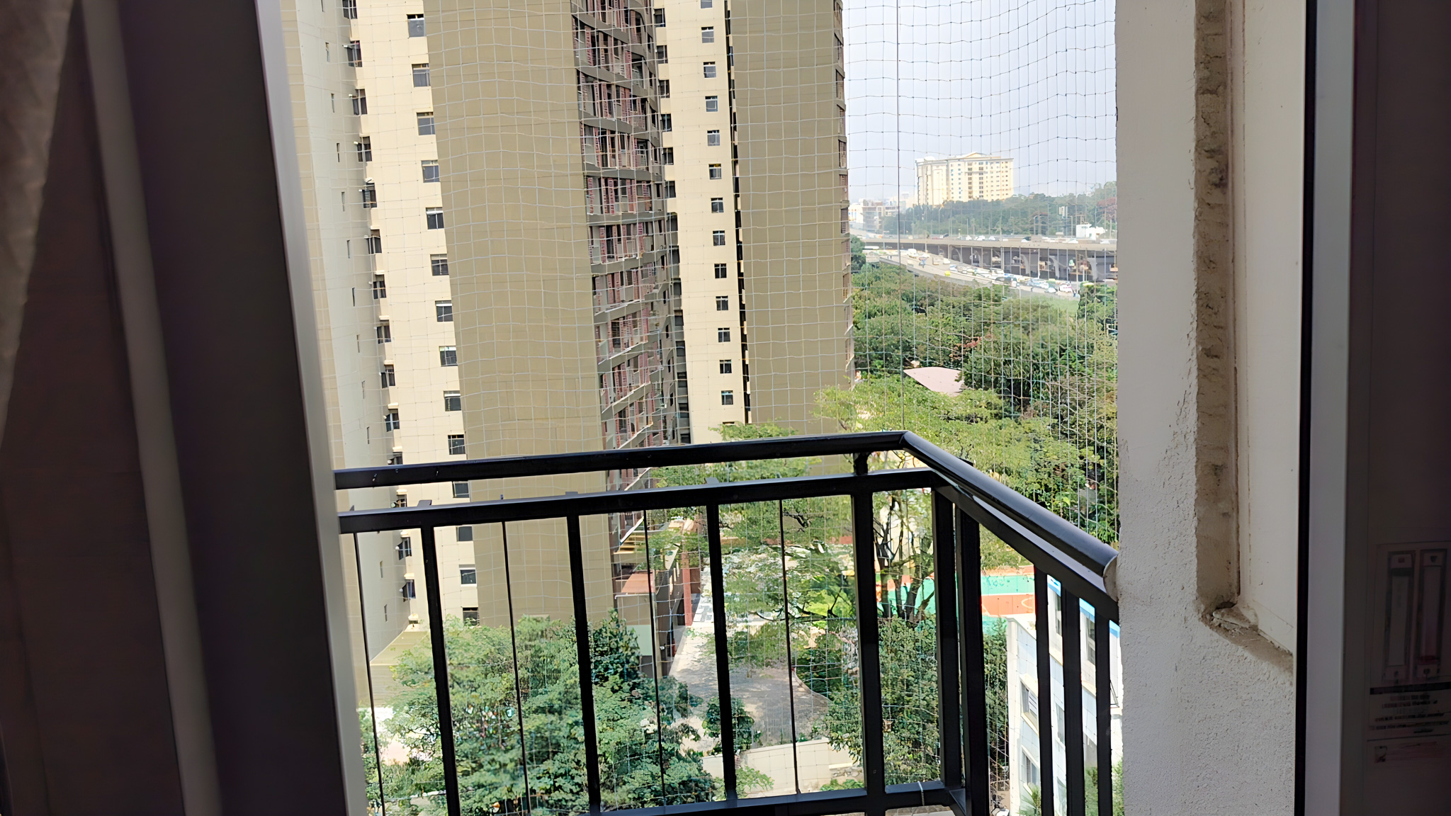 1989 square feet Flat for sale in Bengaluru — photo 2