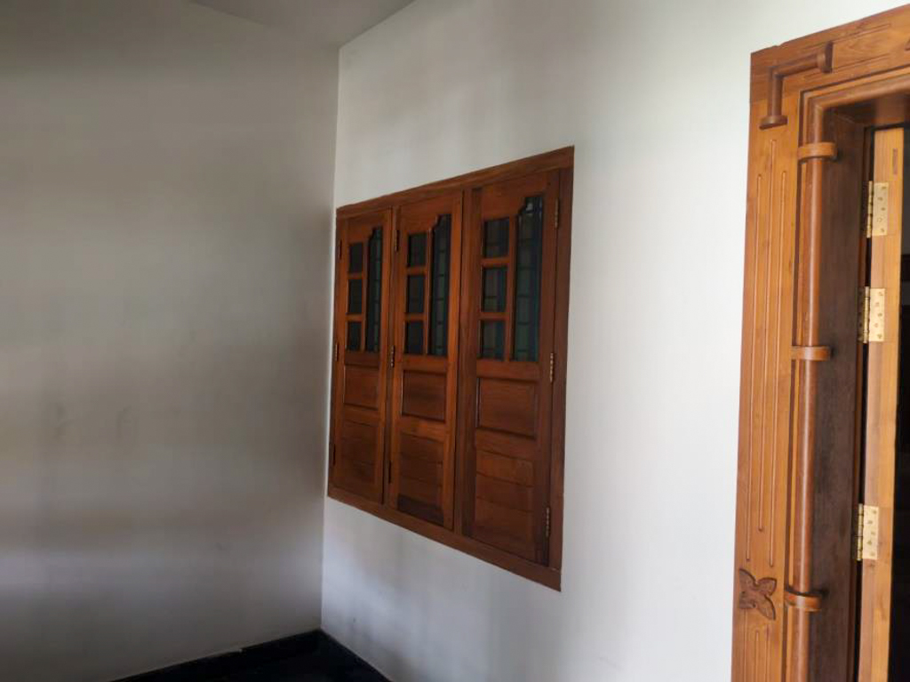 3000 square feet Individual House for sale in SREEMANIKANDAN, NELLAYI Parappukkara — photo 5