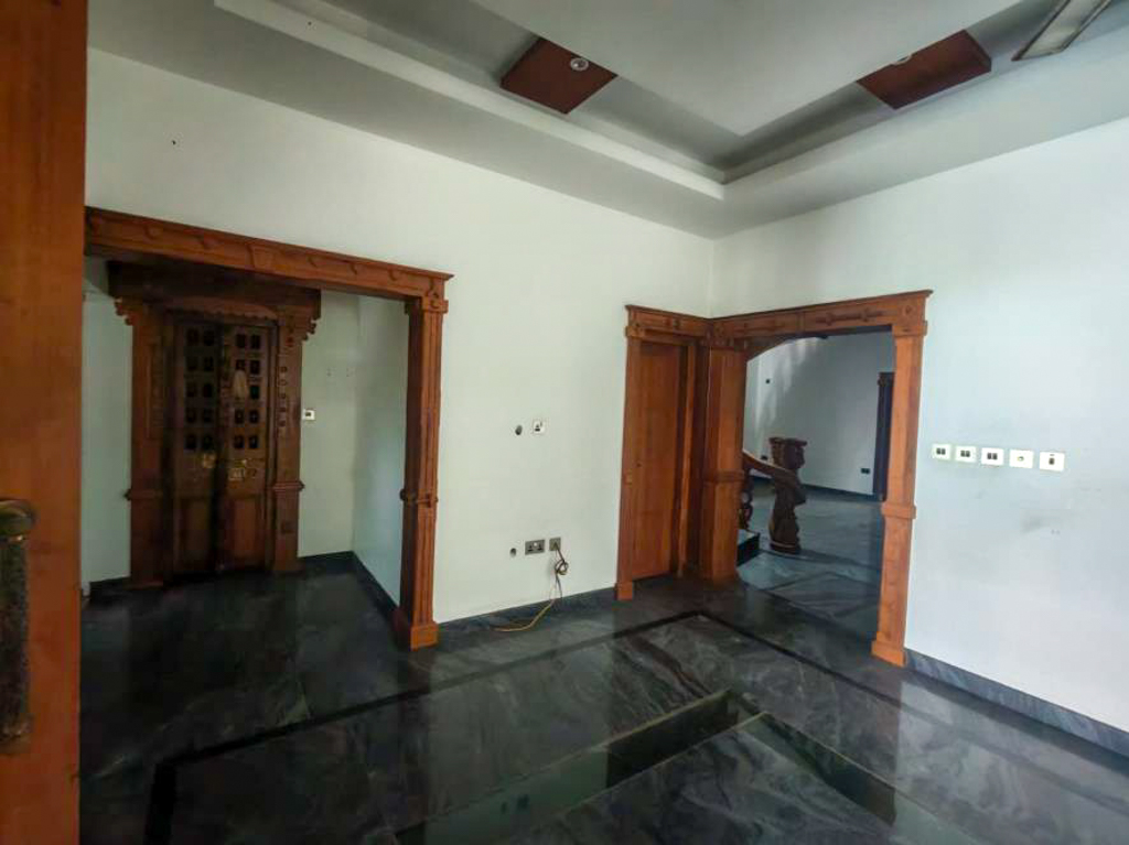 3000 square feet Individual House for sale in SREEMANIKANDAN, NELLAYI Parappukkara — photo 6