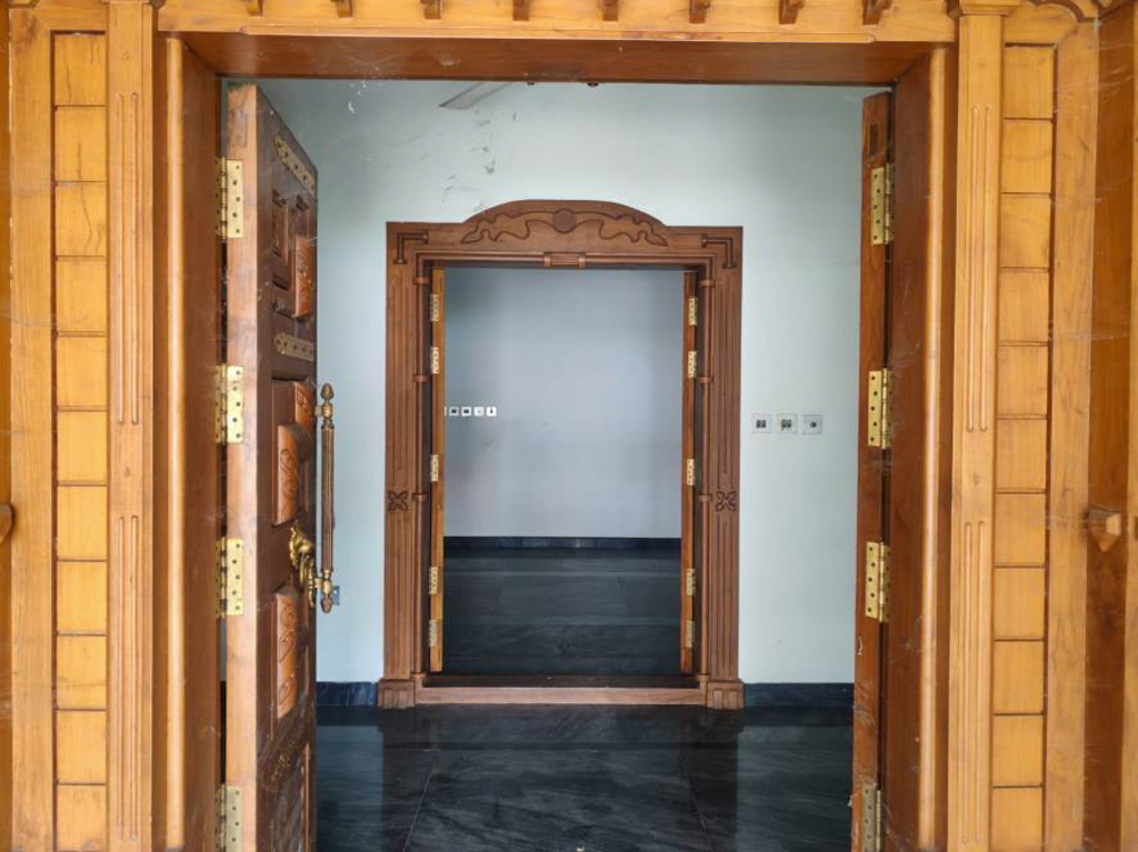 3000 square feet Individual House for sale in SREEMANIKANDAN, NELLAYI Parappukkara — photo 9