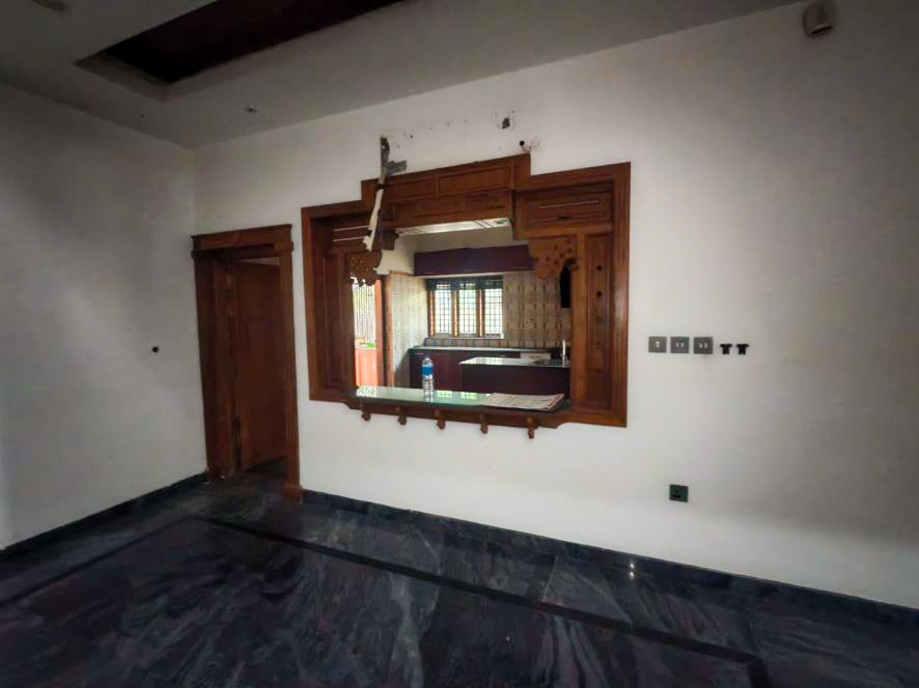 3000 square feet Individual House for sale in SREEMANIKANDAN, NELLAYI Parappukkara — photo 40