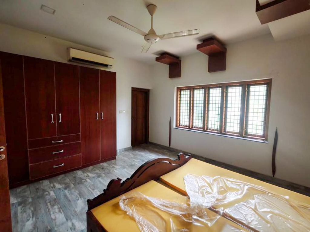 3000 square feet Individual House for sale in SREEMANIKANDAN, NELLAYI Parappukkara — photo 33
