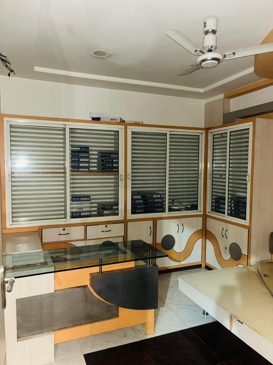 230 square feet Shops for sale in Imli Bazar Indore Indore — photo 3