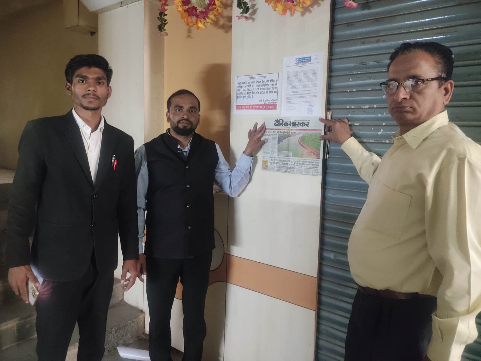 230 square feet Shops for sale in Imli Bazar Indore Indore — photo 1