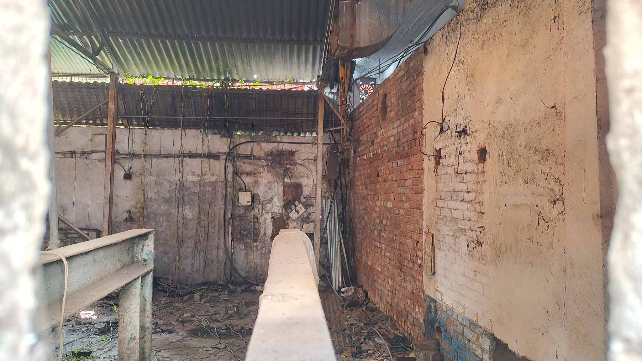 3732 square feet Industrial Plot with Factory Building for sale in Kolkatta Kolkata — photo 2